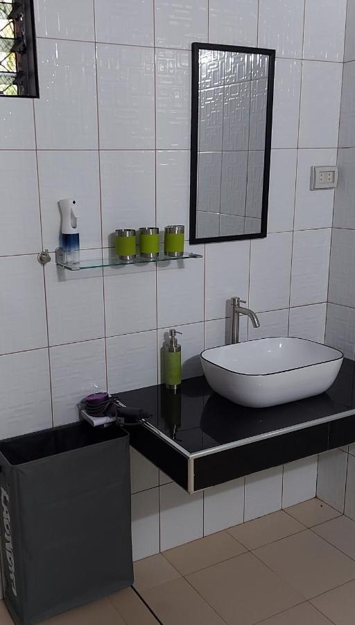 Rhenmart-Inn Siquijor Eksteriør bilde