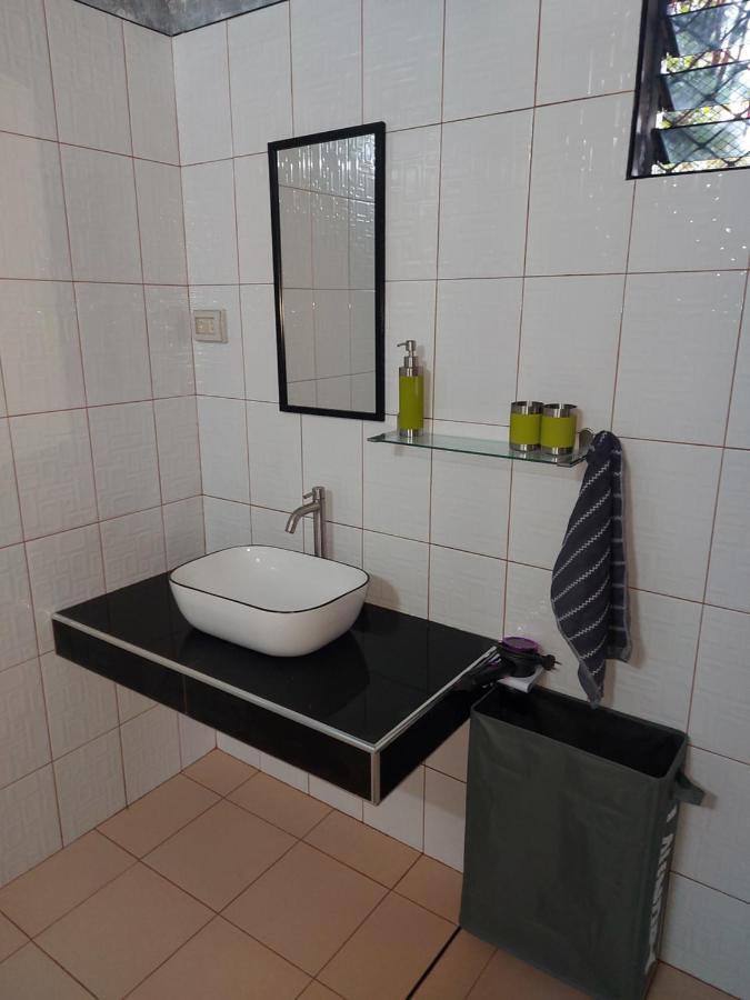 Rhenmart-Inn Siquijor Eksteriør bilde